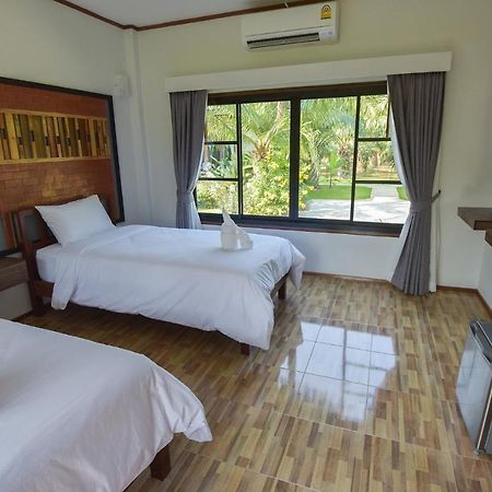 Palm Pran Resort Pran Buri Ngoại thất bức ảnh