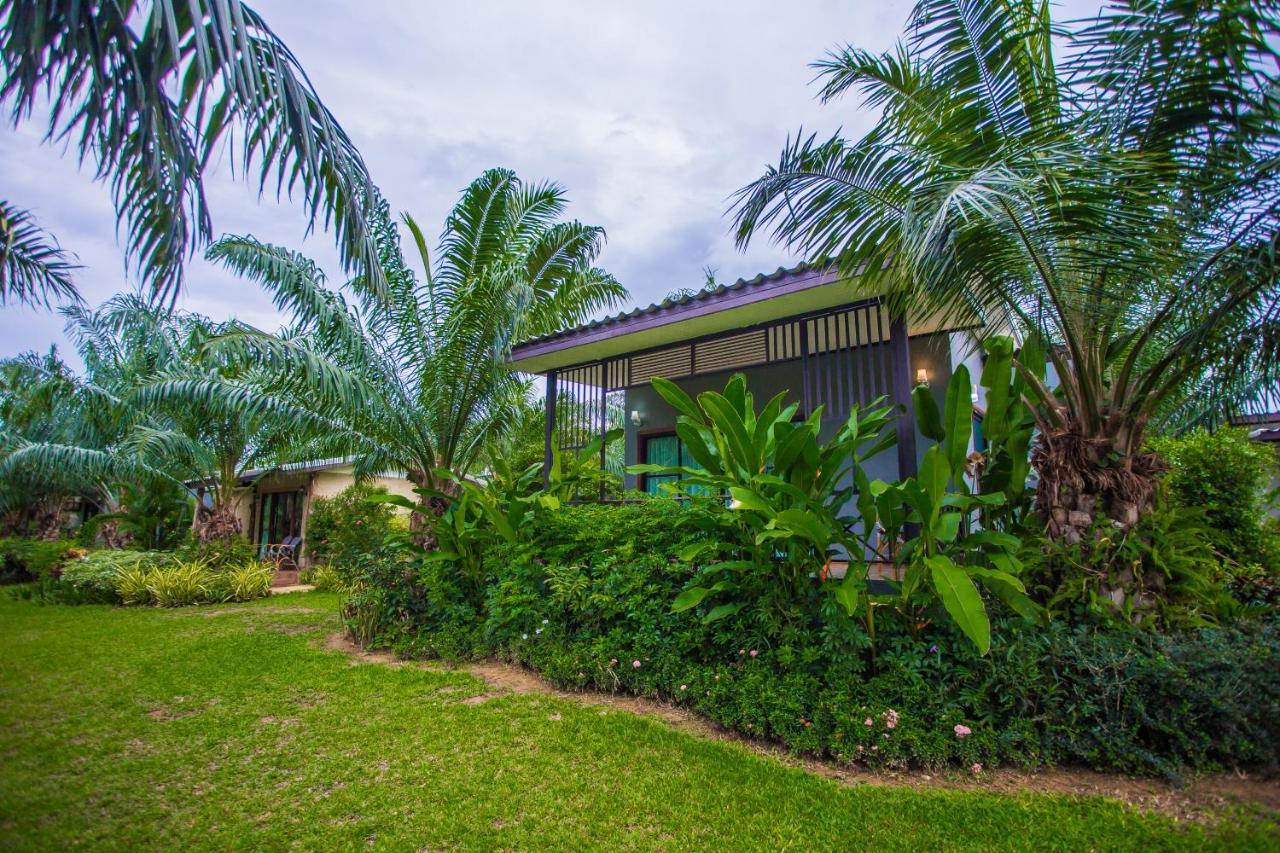 Palm Pran Resort Pran Buri Ngoại thất bức ảnh