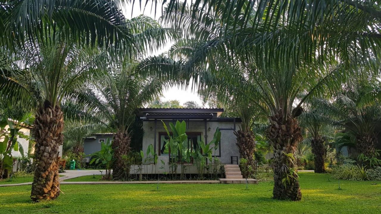 Palm Pran Resort Pran Buri Ngoại thất bức ảnh